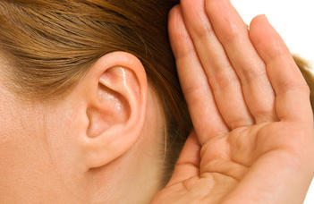 Fülszöveg - Hallássérülés és társuló zavarok