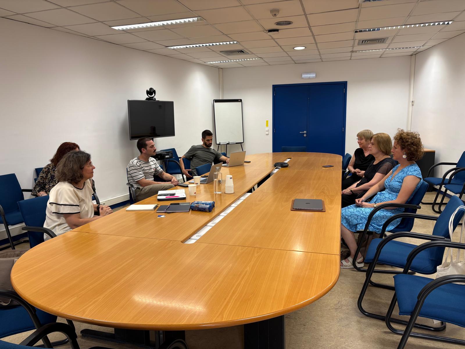 Meeting about future possibilities